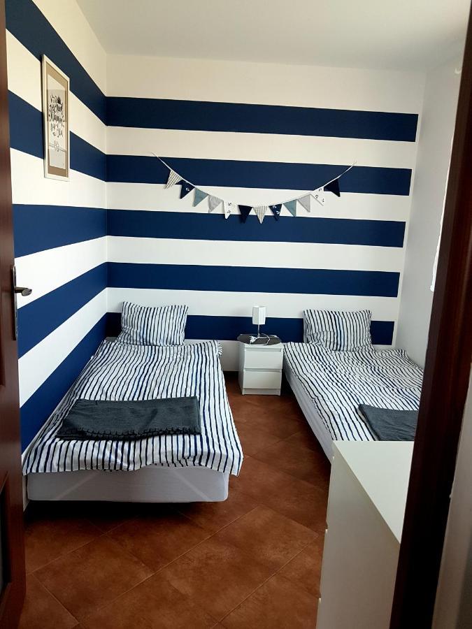 Wysoka Fala Jastrzebia Gora Exterior foto